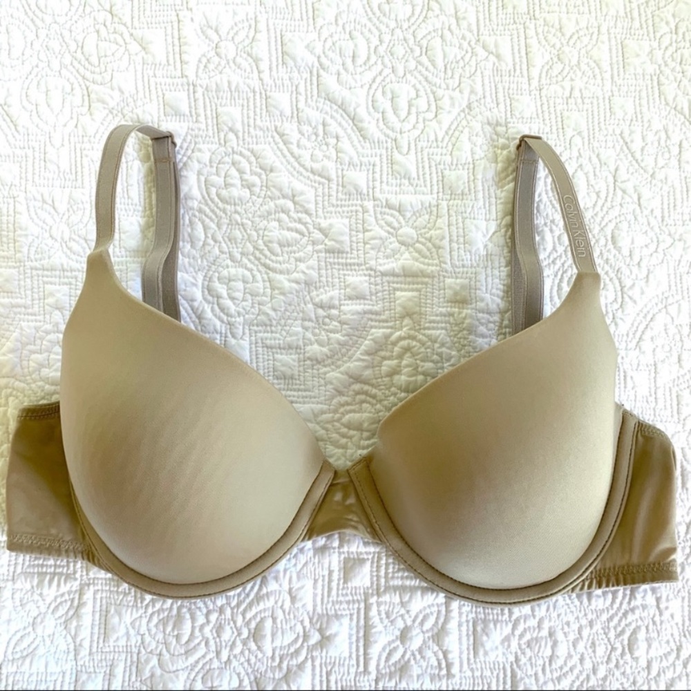 Calvin Klein Lightly Lined Perfect Fit T-Shirt Bra